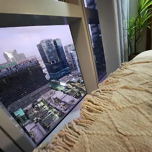  Apartment Luxestaysmnl Coastal Chic Netflx 380mbps Pool Bgc Philippines